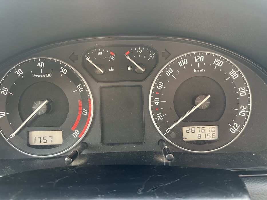 Skoda Superb 1 2006