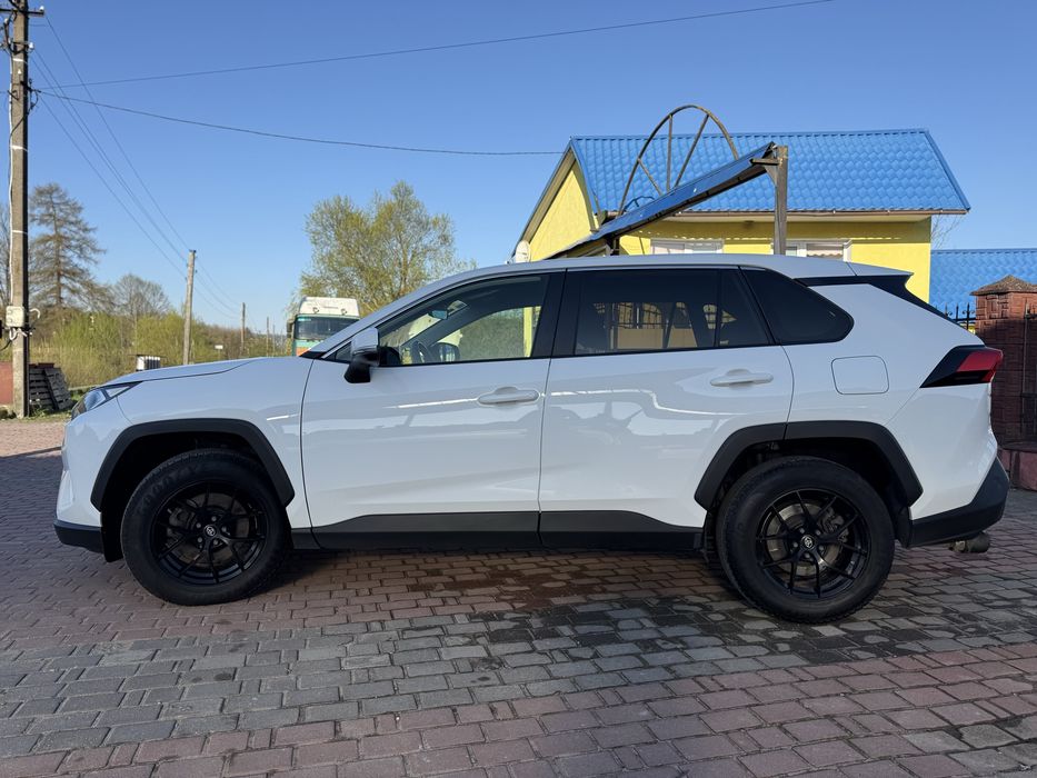 Toyota rav4 2.0 CVT