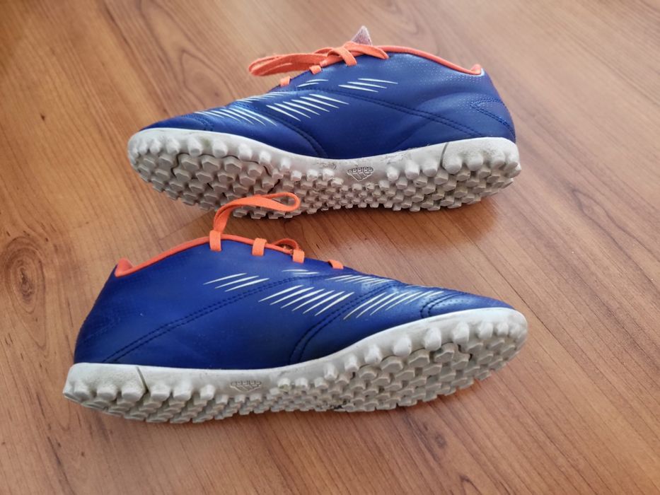 Chuteiras Adidas 39