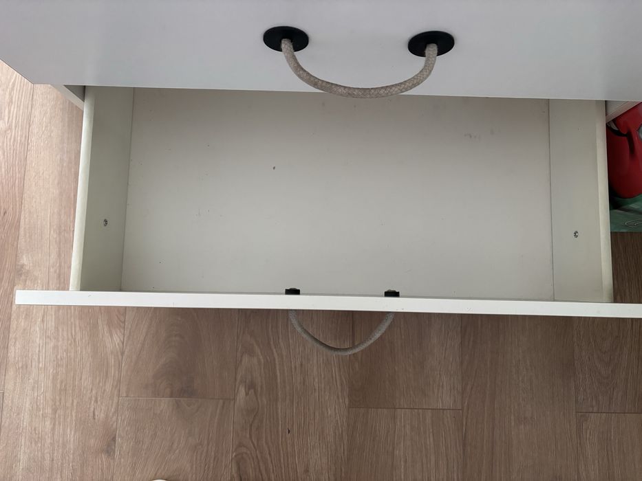 Meble dziecięca szafa i komodaa