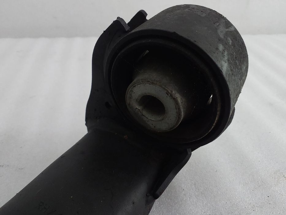 Braço de suspensão frente direito VOLKSWAGEN Crafter (2E)