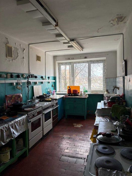 ПРОДАЖ 2-х кімнат, ЦЕГЛА!