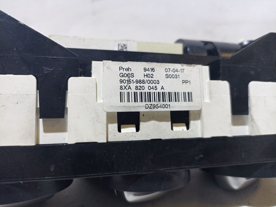 Botão / interruptor do AC AUDI A1 Sportback (8XA, 8XF)
