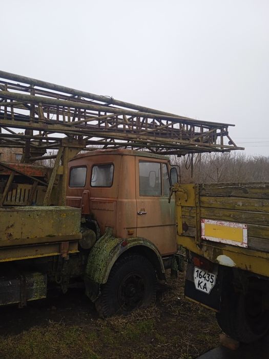 Продам автомобіль для буріння води на шоссі  МАЗ 5337 УРБ  ЗАЗ01