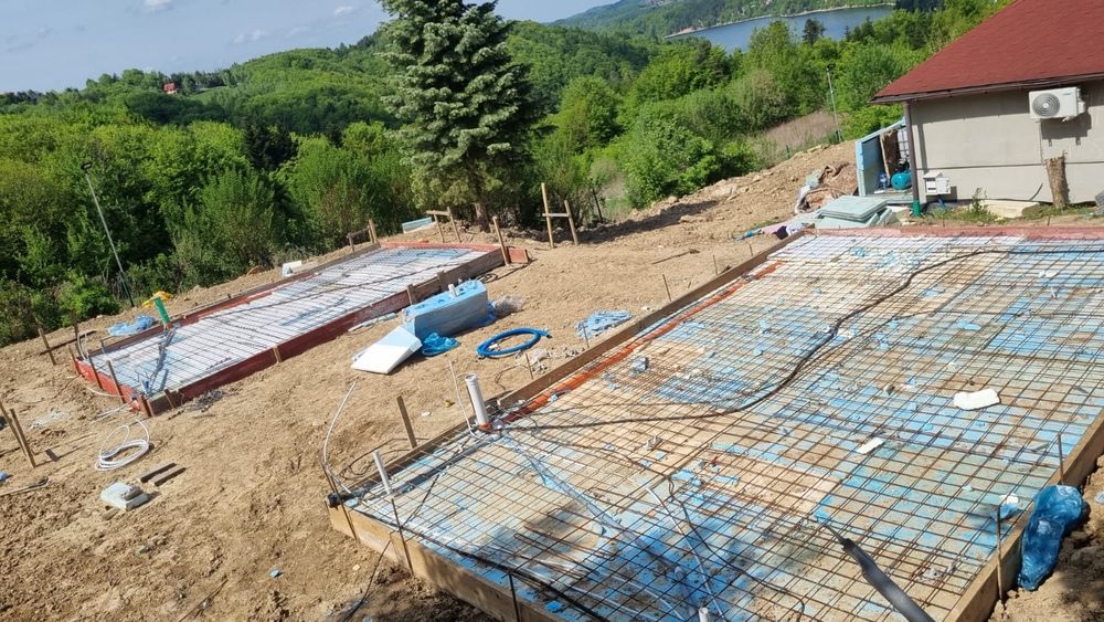 Domek nad jeziorem Rożnowskim z działką widokową