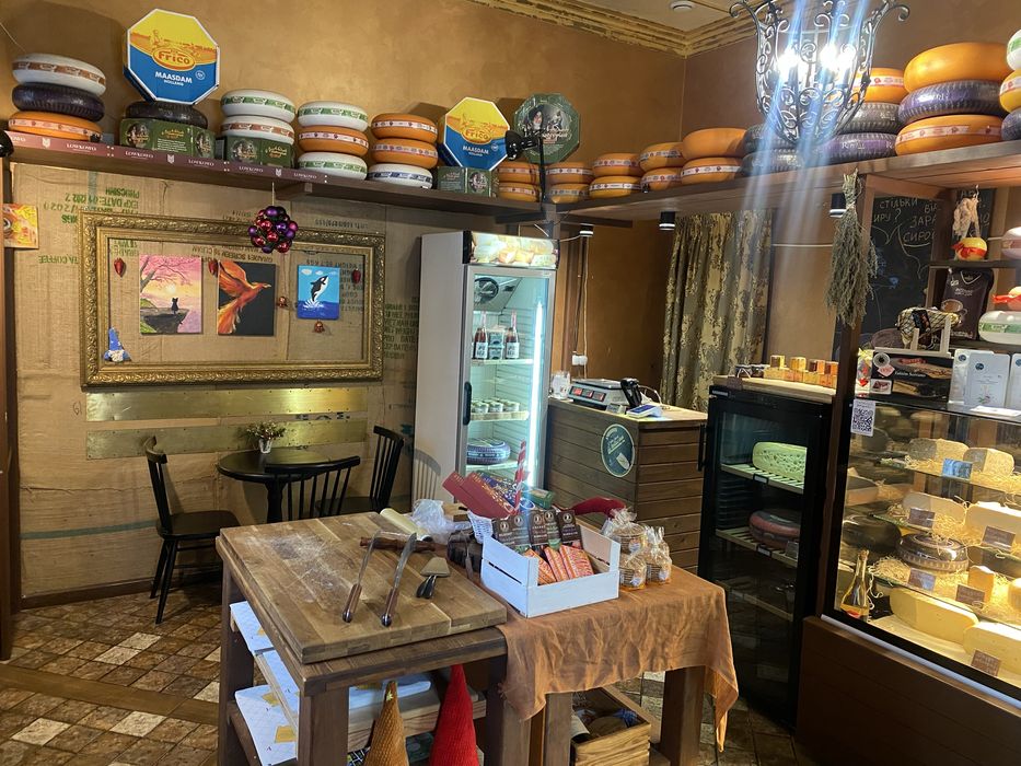 Продаж готового бізнесу сирний магазин (Сирне Королівство) Житомир