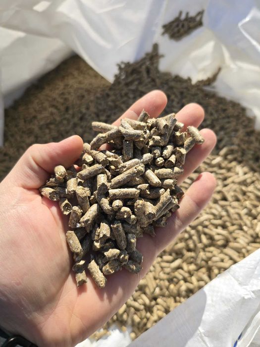 Pellet.   opałowy