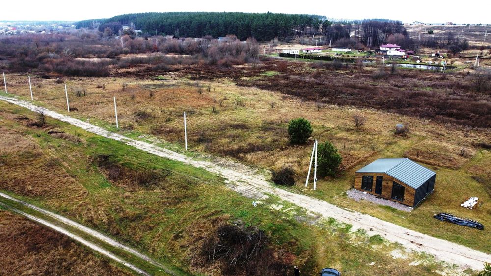 Михайлівка-Рубежівка, 10 соток з комунікаціями біля лісу