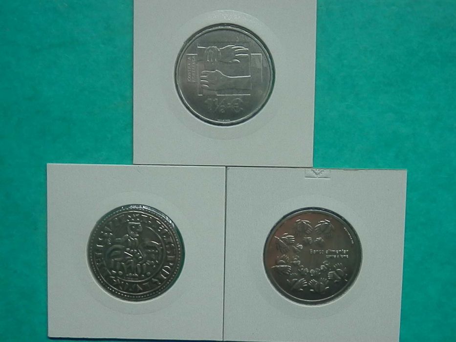 1404 - Euro: Coleção 3 moedas 1,50€, por 12,00
