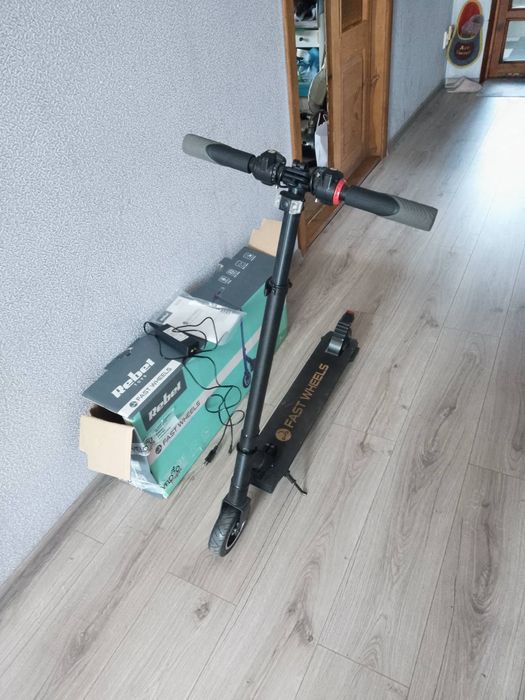 Електросамокат  привезений з Європи новий