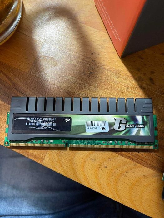 Pamięć 2sztuki 2Gb DDR3 1333MHz = 4Gb