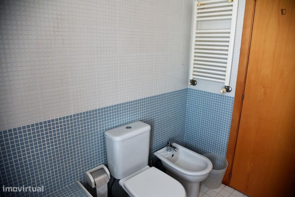 Quarto - localizado em Lisbon
