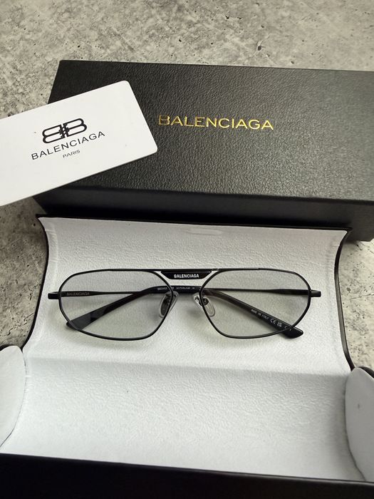 Окуляри balenciaga