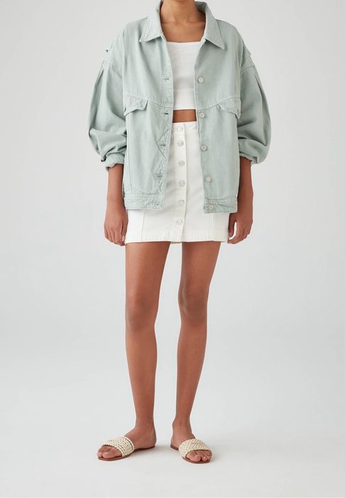 Жіноча джинсовка pull and bear