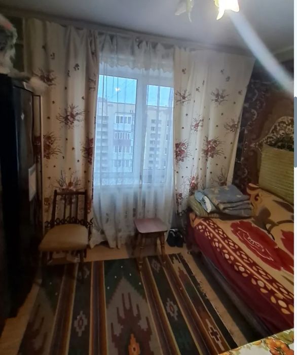 90Продам 3к квартиру вул пр- т Юності