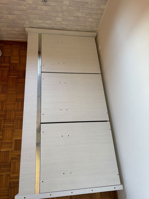 Cama com Escrivaninha