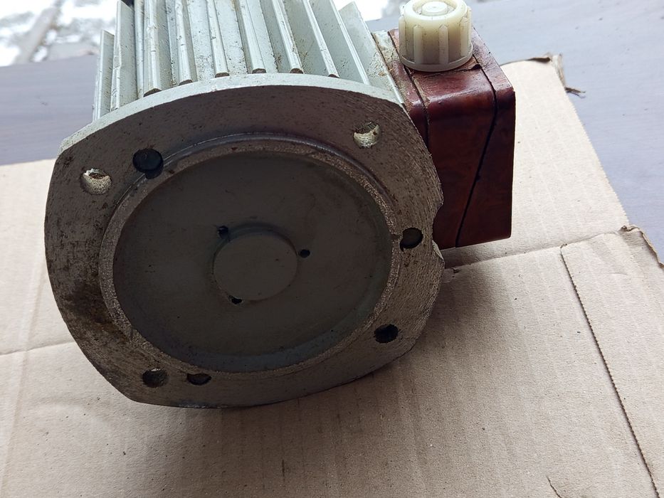 Продам 2 новых электро двигателя СССР,