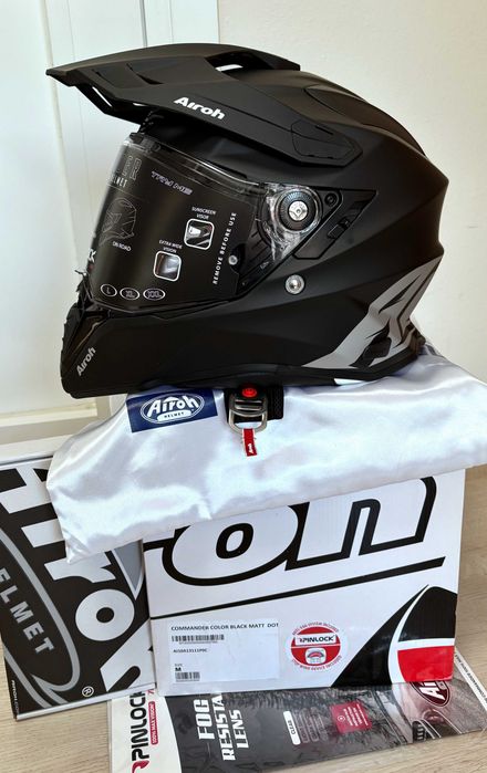 Capacete NOVO Airoh Commander Preto Mate (42% DESCONTO) Em S e M