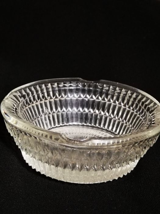 Stara szklana popielniczka HSG Ząbkowice PRL