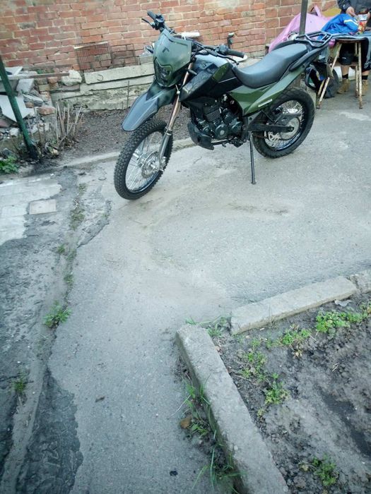 Продам мотоцикл SHINERAY XY250GY-6C