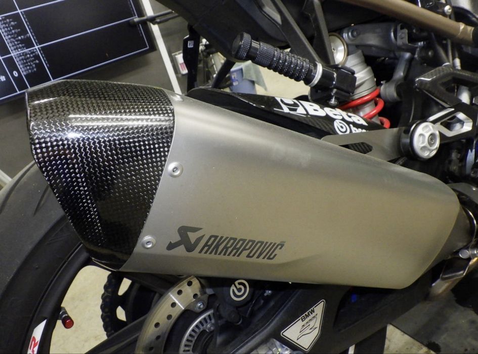 BMW S1000R 2023 рік