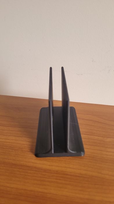 Suporte Minimalista para Tablet e iPad | Design Robusto em 3D