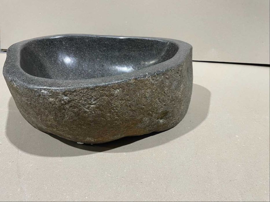 Umywalka nablatowa TETSU kamienna  marki Kave Home