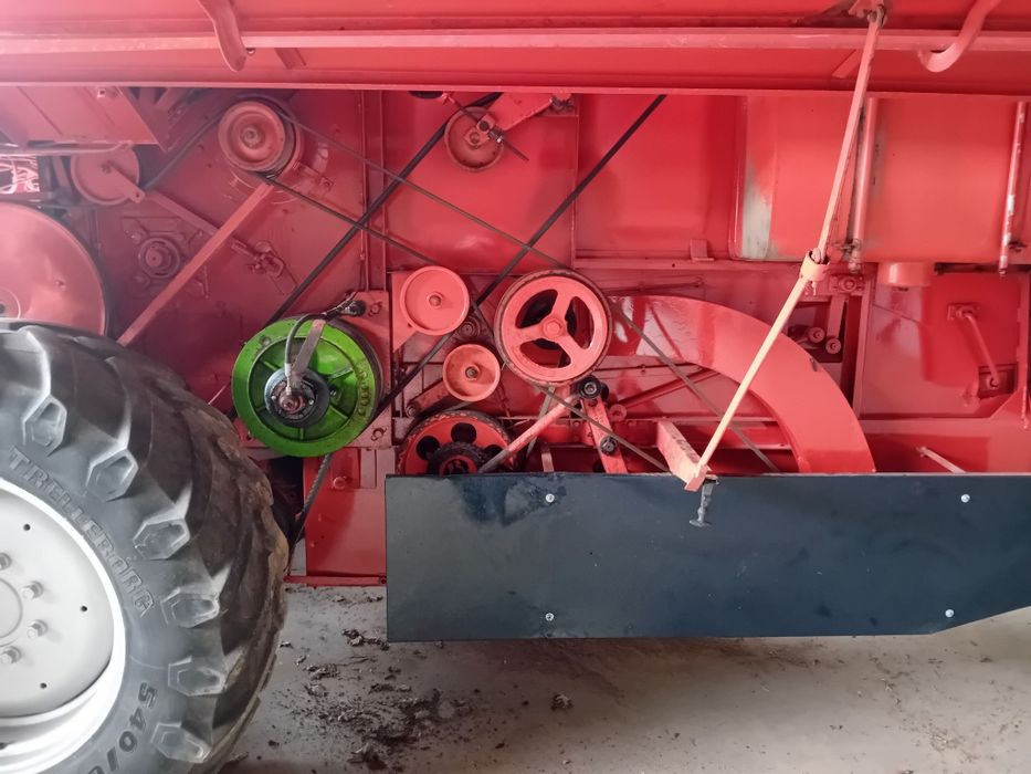 Kombajn Deutz fahr m 1322 gotowy do zniw