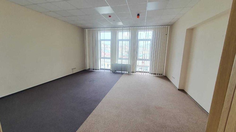 Оренда офісу БЦ Максим