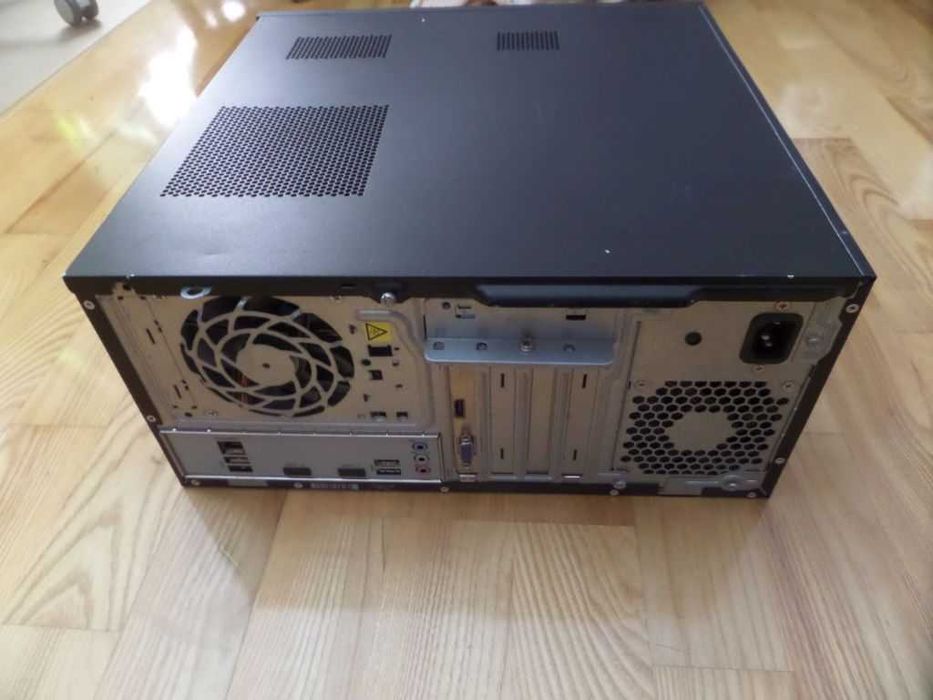 Komputer HP Pavilion Ryzen 1400 8GB SSD 128GB WiFi WIN10 GW