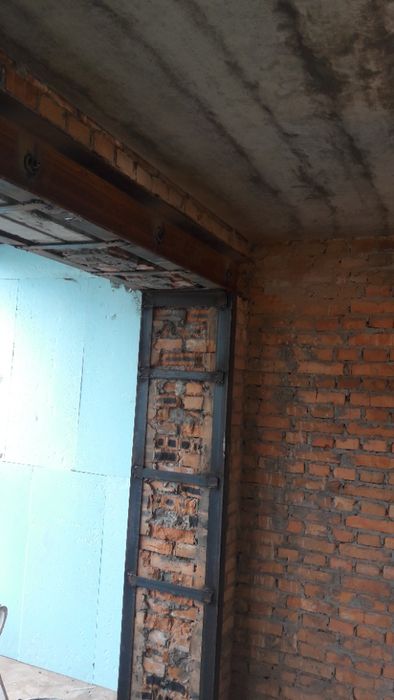 Демонтаж стін, стяжки. Алмазна різка. Укріплення прорізів металом