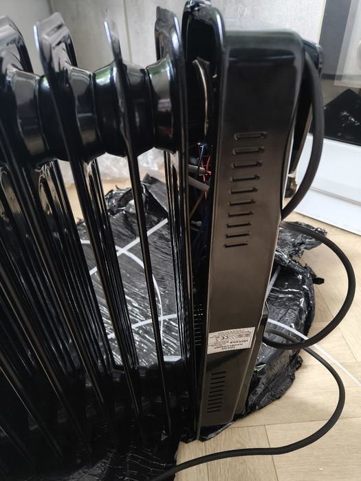 Grzejnik olejowy Volteno uszkodzony