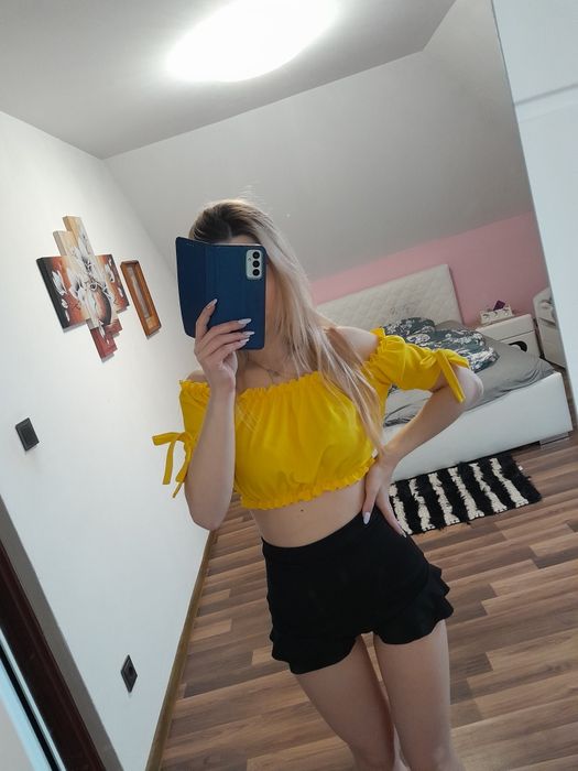 Crop top hiszpanka wiązana odkryte ramiona bluzka xs s