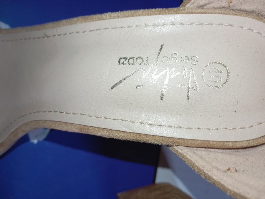 Sandálias tacão alto