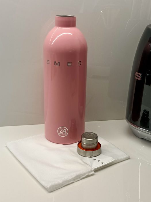 Garrafa térmica Smeg 1 litro