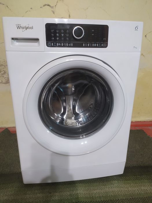 Продам пральну машинку бренду  Whirlpool на 7 кілограмів
