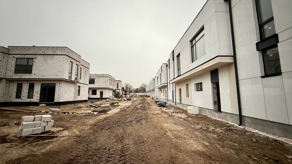 БЕЗ%!Продаж таунхаусів у Києві,Голосіївський район,Теремки,Максимовича