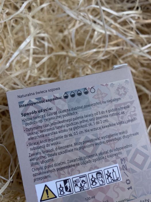 Świeca sojowa świeczka świąteczna piernikowa piernik nowa