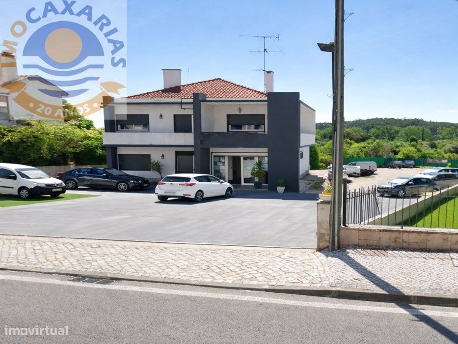 Moradia Bi-Familiar com Elevado Potencial de Construção