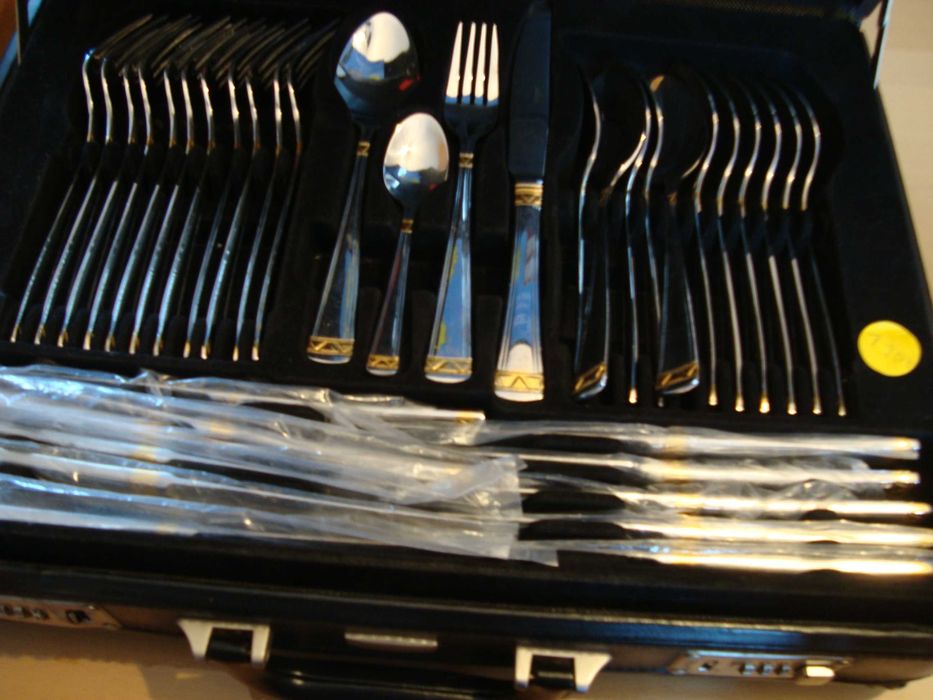 faqueiro novo  70 pecas alta qualidade vai e maquina de lavar