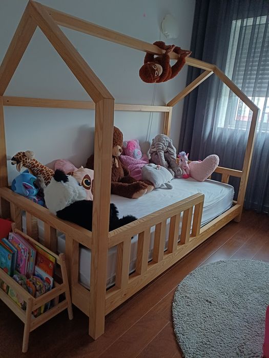 Cama montesoriana