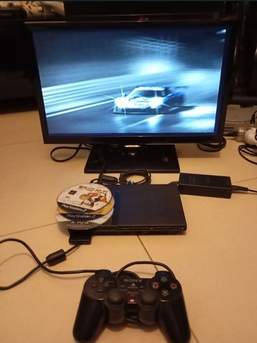 3 jogos Ps2 só cd