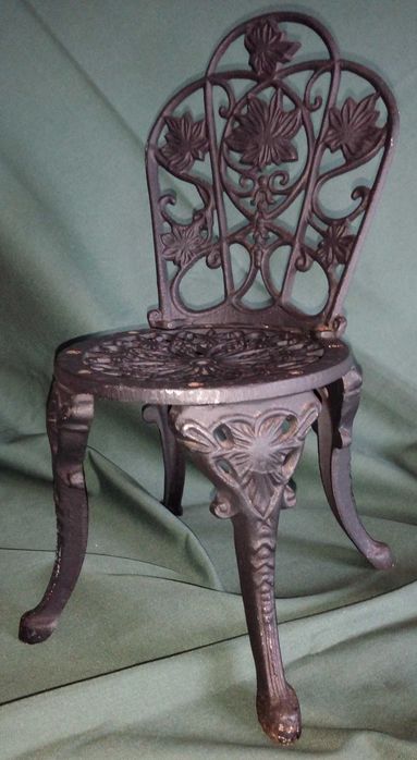 Doll Chair