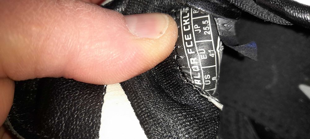 Korki piłkarskie 41 umbroSX