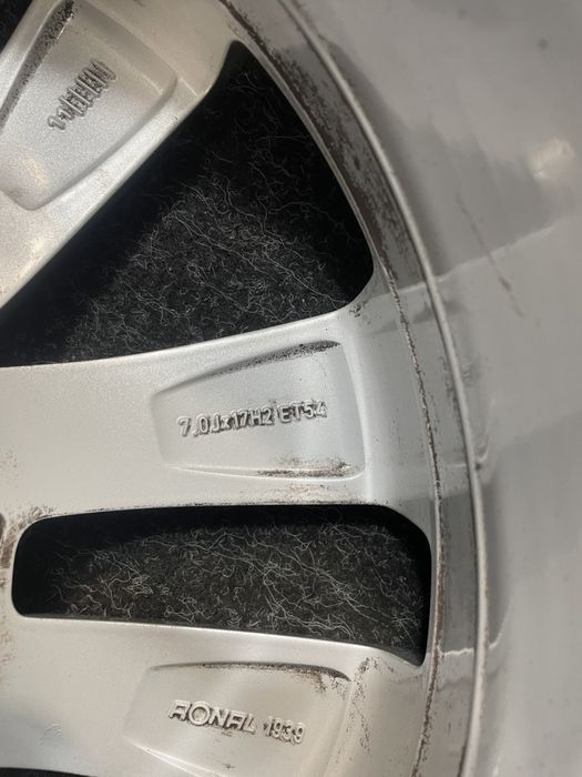 Диски Volkswagen 7R17 5x112 Dia 57.1 ET54 5KO 601 025R