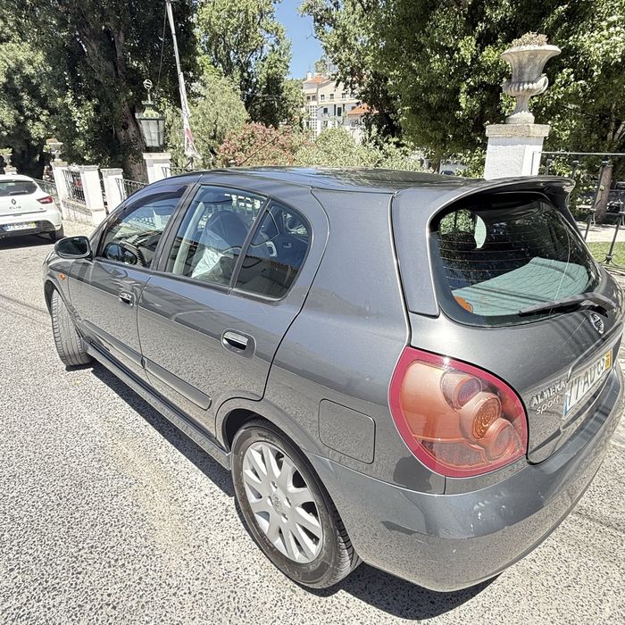 Nissan Almera Sport