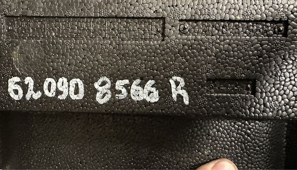 Renault Captur 3 II lift 2024r absorber pianka Oryginal