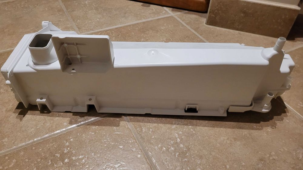panel dolny Suszarka BOSCH SIEMENS IQ500 części WDT65 wt45w490