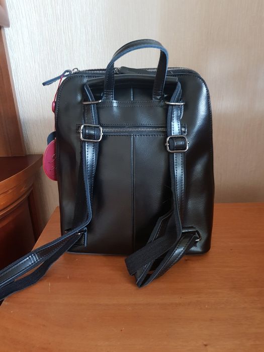 Продам новий шкіряний рюкзак