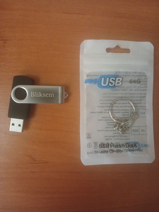 Флешка USB  64Gb